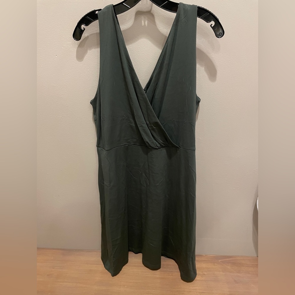 LOFT Dress Size 12P